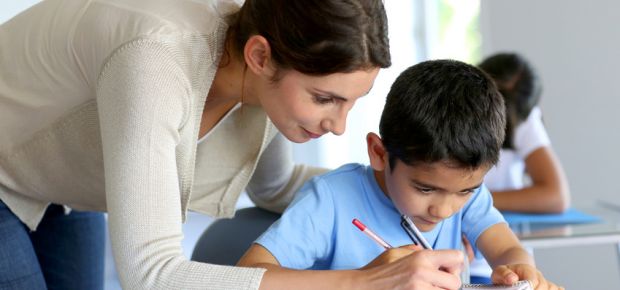 AESH : ACCOMPAGNANT D’ÉLÈVE EN SITUATION DE HANDICAP