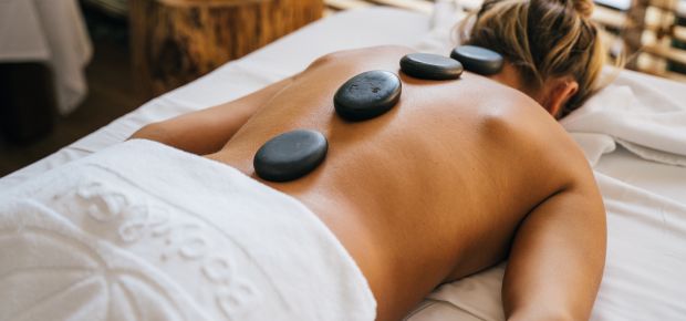 MASSAGE RELAXANT AUX PIERRES